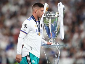 Fiorentina Resmi Rekrut Jovic dari Real Madrid