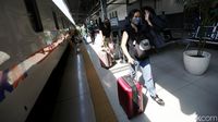 Musim Libur Sekolah, Stasiun Senen Ramai