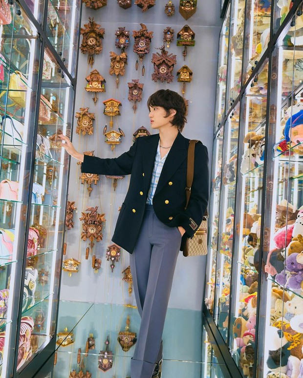 Kai dianggap sangat paham dengan detail simple outfit namun hasilnya sangat memuaskan dengan apa yang dikenakannya.