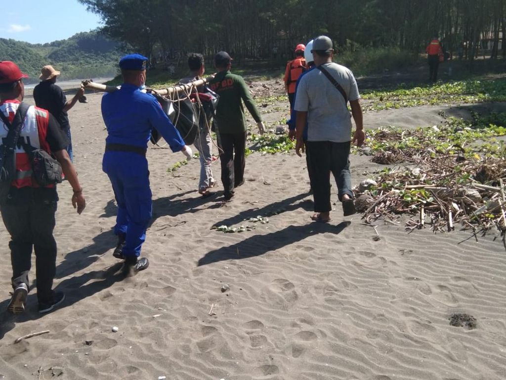 Pemancing Tenggelam di Blitar Ditemukan Tewas Setelah 6 Hari Pencarian