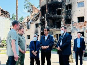 Niat Baik Jokowi Bersama Iriana Bawa Misi Damai di Ukraina Niat Baik Jokowi Bersama Iriana Bawa Misi Damai di Ukraina
