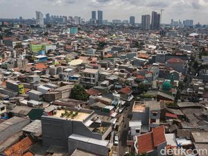 Orang Miskin RI Masih Jutaan, Jurang dengan Si Kaya Makin Lebar