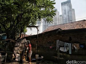 Laju Inflasi Melesat, Waspada Kemiskinan Melonjak!