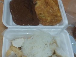 Kamu Sudah Coba? Sekte Baru Makan Ketoprak Bumbu Dipisah