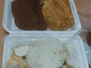 Kamu Sudah Coba? Sekte Baru Makan Ketoprak Bumbu Dipisah Kamu Sudah Coba? Sekte Baru Makan Ketoprak Bumbu Dipisah