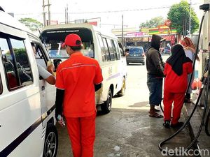 Beli Pertalite Pakai MyPertamina, Sopir Angkot Ciamis: HP Juga Jadul Beli Pertalite Pakai MyPertamina, Sopir Angkot Ciamis: HP Juga Jadul