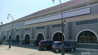 Suasana Terkini Holywings Semarang Usai Ditutup-Plang Dicopot