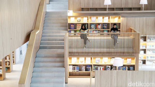 Intip Perpustakaan Keren di Taman Ismail Marzuki, Bikin Betah Baca Buku
