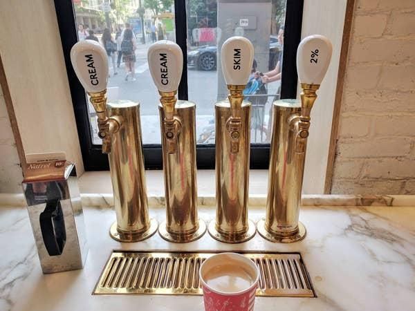 10 Kedai Kopi Ini Punya Pernak-pernik Unik, Ini Fungsinya!