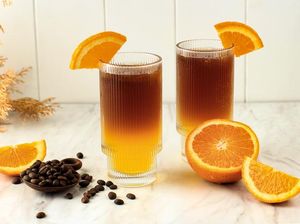 Cara Meracik Coffee Mocktail Jeruk yang Dingin Segar