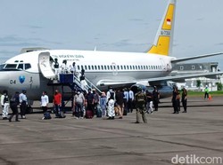 Jet Tempur TNI AU Paksa Pesawat Asing Mendarat di Lanud Soewondo