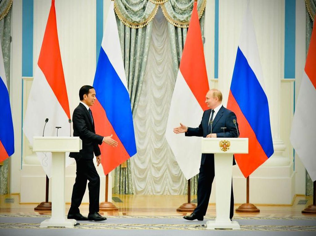 Jokowi Diskusi Panjang dengan Putin, Kerja Sama Investasi Juga Dibahas
