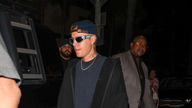 LOS ANGELES, CA - JUNE 29: Justin Bieber is seen on June 29, 2022 in Los Angeles, California.  (Photo by Rachpoot/Bauer-Griffin/GC Images)