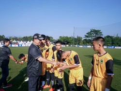 Bamsoet Buka Kejuaraan Sepakbola U12 & U17, Diikuti 32 Tim dari 5 Negara