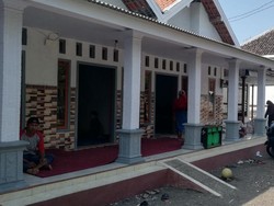 Bos Rongsokan Sidoarjo Dikenal Kerap Rogoh Kocek Sendiri Bantu Warga