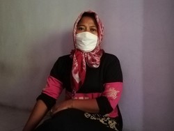 Istri Bos Rongsokan Kenang Ucapan Romantis Suami: Wes Dandano Sing Cantik