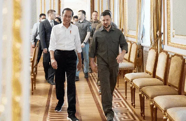 Kumpulan Foto Jokowi di Ukraina, Bertemu Zelensky-Lihat Dampak Perang