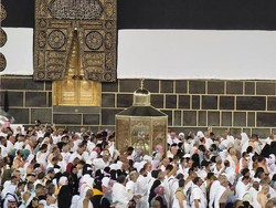 Ribuan Calon Haji Furoda Gagal Berangkat Gegara Kendala Visa