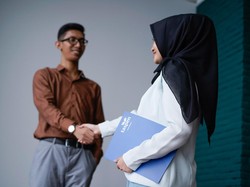 Asyik! Besok PNS hingga Pensiunan Terima Gaji ke-13