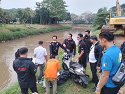 Polisi Rekonstruksi Kasus Mayat Pria dalam Karung di Kali Pesanggrahan