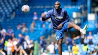 Chelsea masih berusaha menjual beberapa pemain. Chelsea pun ambil langkah, mendepak para pemain yang masuk dalam daftar jual dari skuad utama seperti Romelu Lukaku, Trevoh Chalobah, sampai Armando Broja (Getty Images)
