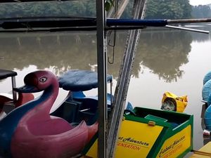 Bonge cs Kuasai Sudirman, di Bojong Gede Nggak Ada Tempat Wisata? Bonge cs Kuasai Sudirman, di Bojong Gede Nggak Ada Tempat Wisata?