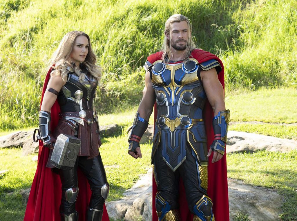Anak Chris Hemsworth hingga Christian Bale Main di Thor: Love and Thunder