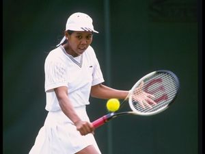 Pesona Petenis Yayuk Basuki di Wimbledon Dilirik Vogue Pesona Petenis Yayuk Basuki di Wimbledon Dilirik Vogue