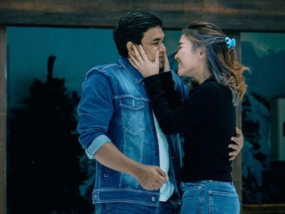 Maell Lee Tak Lagi Sendiri, Kini Gandeng Anggita Oktaviani ke Kondangan