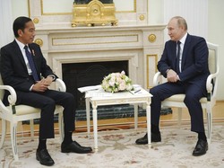 Putin Lebih Dekat ke Jokowi Ketimbang Macron di Kremlin? Ini Sebabnya