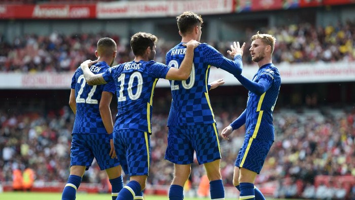LONDON, ENGLAND - AUGUST 01: Kai Havertz of Chelsea celebrates with Hakim Ziyech, Christian Pulisic and Timo Werner after scoring their sides first goal during the Pre-Season Friendly match between Arsenal and Chelsea at Emirates Stadium on August 01, 2021 in London, England. (Photo by Harriet Lander - Chelsea FC/Chelsea FC via Getty Images)