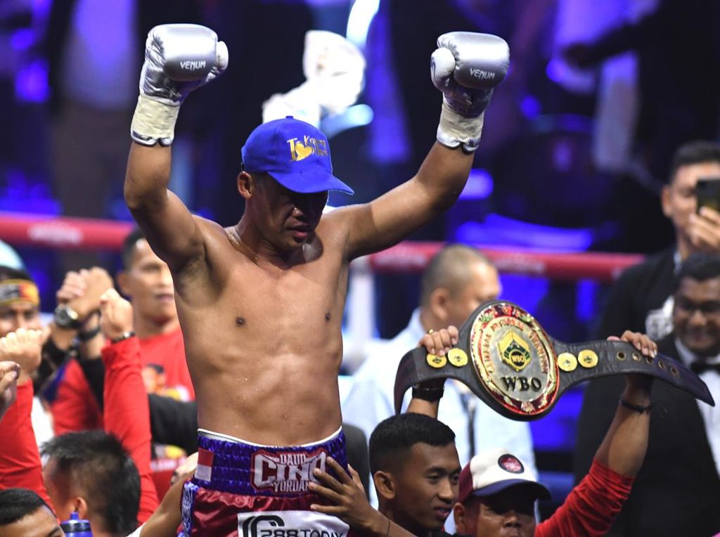 Daud Yordan Kanvaskan Panya Uthok di Ronde 6 Daud Yordan Kanvaskan Panya Uthok di Ronde 6