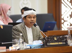 Dedi Mulyadi Ingin Damai dengan Bupati Purwakarta Dedi Mulyadi Ingin Damai dengan Bupati Purwakarta