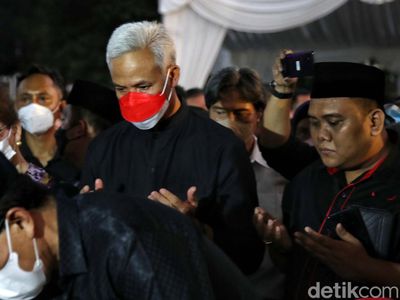 Ganjar hingga Puan Hadiri Pemakaman Tjahjo Kumolo