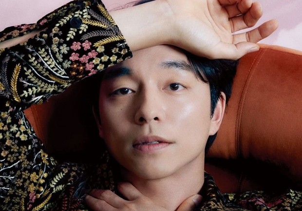 Gong Yoo menolak tawaran untuk membintangi DOTS karena ia merasa tidak percaya diri berakting dalam layar kecil.
