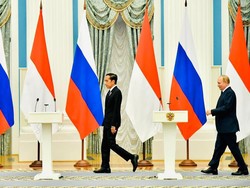 Pernyataan Lengkap Jokowi Usai Bertemu Putin di Istana Kremlin