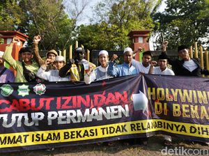 Aksi Bela Nabi di Bekasi, Desak Holywings Disanksi-Ditutup Permanen