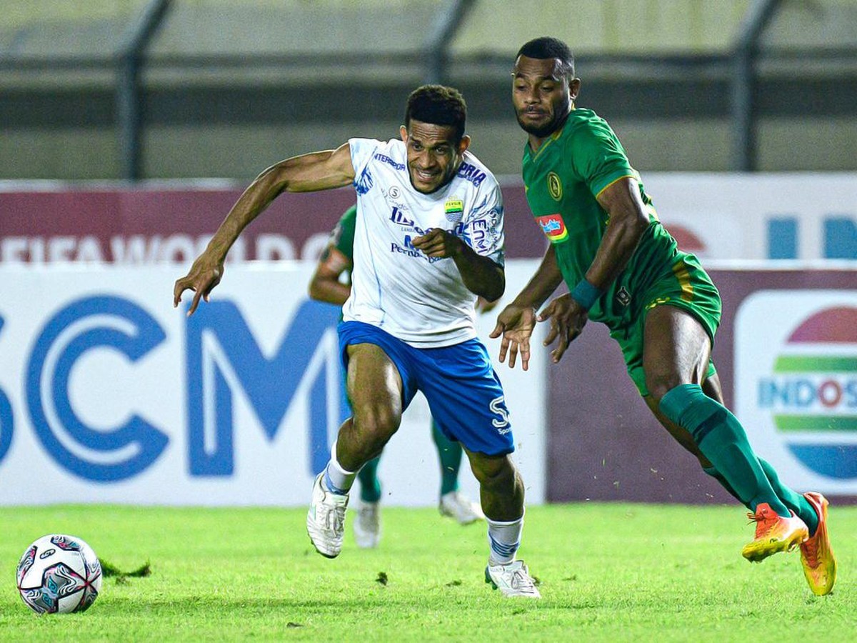 Link live streaming PSS Sleman vs Persib Bandung. (Foto: @PERSIB)