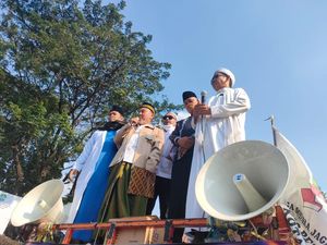 Plt Walkot Bekasi Amini PA 212 Tutup Holywings, Massa Teriak Takbir Plt Walkot Bekasi Amini PA 212 Tutup Holywings, Massa Teriak Takbir