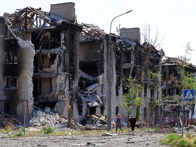 Potret Aparteman di Sievierodonetsk Hancur Akibat Serangan Rusia