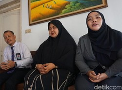 Tangis Haru Ibu Korban Usai Ustaz TPQ Mojokerto Jadi Tersangka Cabul