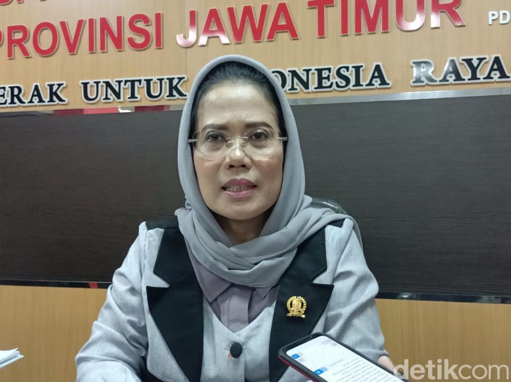 Tjahjo Kumolo Wafat, PDIP Jatim Harap MenPAN-RB Tetap Dijabat Kader Banteng Tjahjo Kumolo Wafat, PDIP Jatim Harap MenPAN-RB Tetap Dijabat Kader Banteng