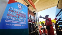 Anak Buah Jokowi Beri Sinyal Harga BBM Bakal Naik, Pertamina Bilang Begini