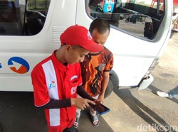 Warga Ciamis Keluhkan Sulitnya Pendaftaran BBM Subsidi