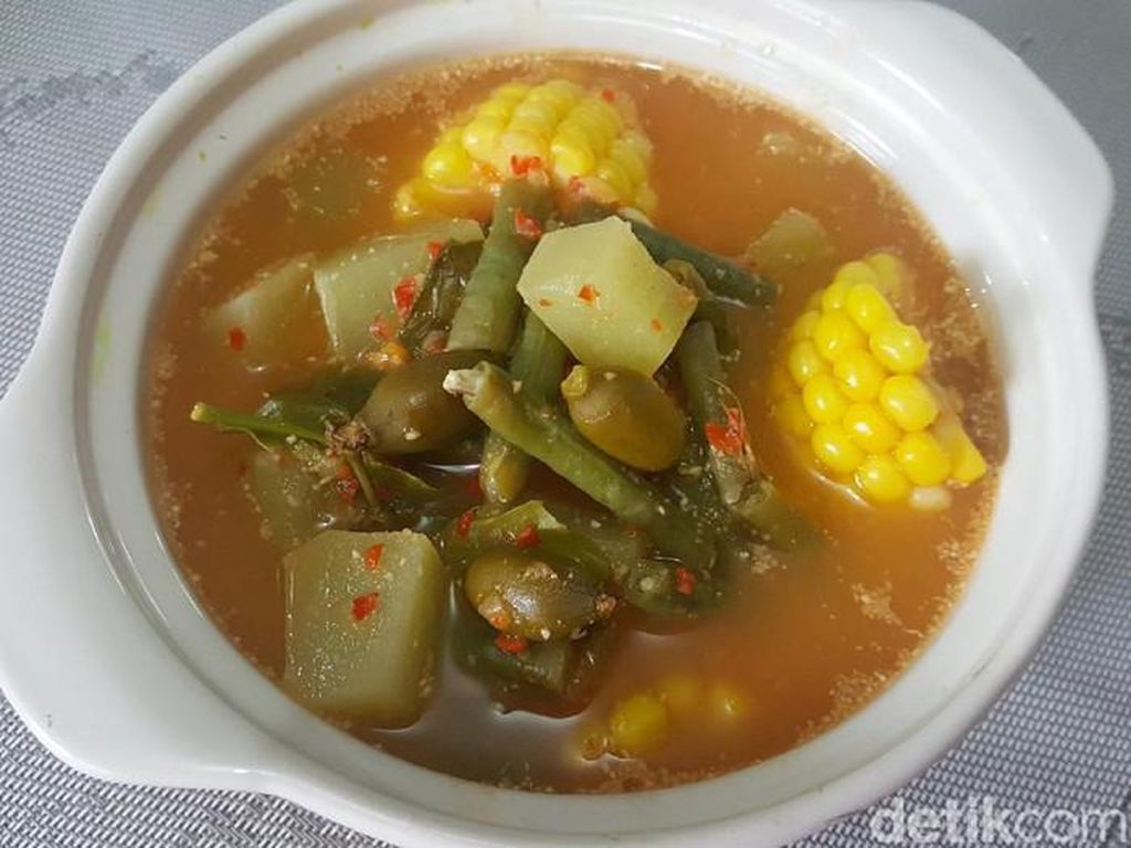 10 Resep Masakan Rumahan Sederhana dan Praktis, Cocok Buat Pemula 10 Resep Masakan Rumahan Sederhana dan Praktis, Cocok Buat Pemula