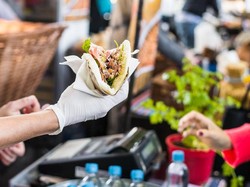 Bolehkah Berutang untuk Beli Makanan dalam Islam? Ini Kata Buya Yahya