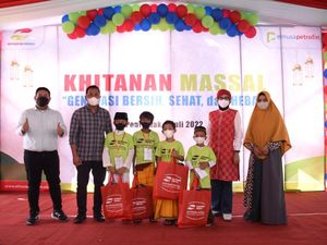 Elnusa Petrofin Gelar Khitanan Massal untuk 150 Anak di Pontianak