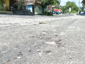 Pria Sukabumi Tewas Bersimbah Darah Usai Pamit Nobar Persib Pria Sukabumi Tewas Bersimbah Darah Usai Pamit Nobar Persib