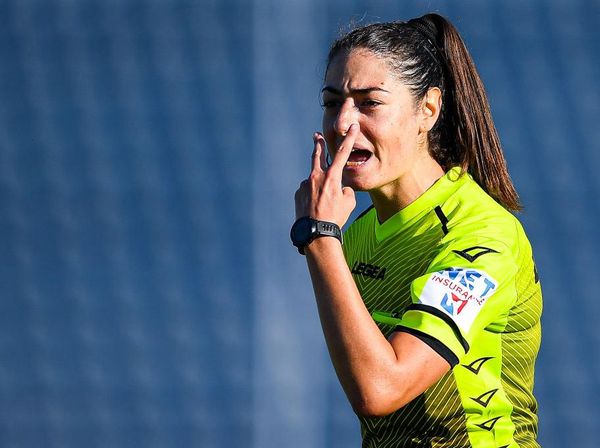 Sosok Maria Sole Ferrieri Caputi, Wasit Perempuan Pertama Serie A