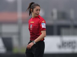 Sejarah! Serie A Punya Wasit Perempuan Musim Depan